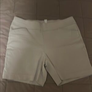 Chico’s Brigitte Slim Shorts Women's Stone Shorts